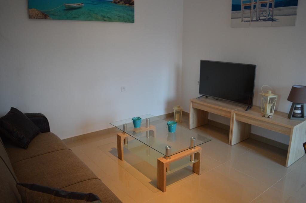 פטרה Villa Marianthi מראה חיצוני תמונה
